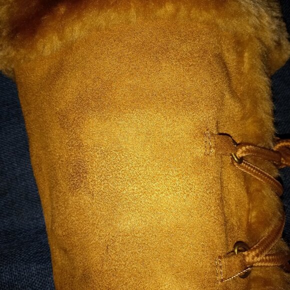 " FUR - TRIMMED  FAUX SUEDE " Heeled Boots - Picture 2 of 5